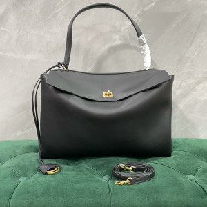 Balenciaga Rodeo 가방 대형